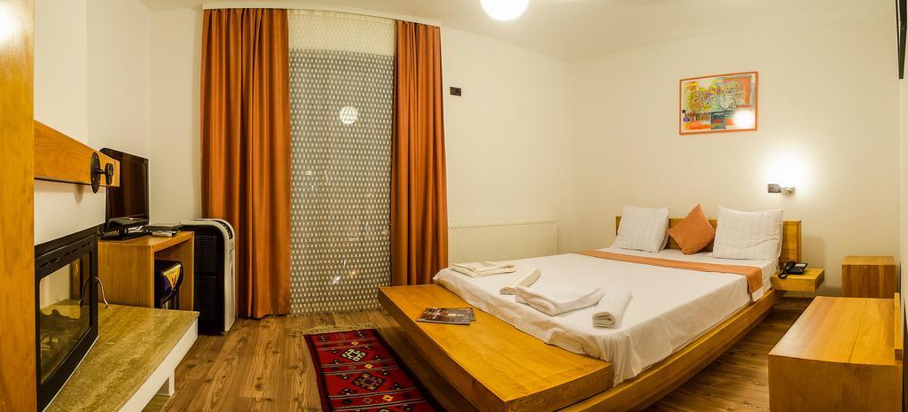 Hotel Prizreni Номер фото